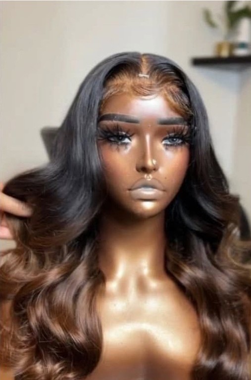 Après réparation de perruque abimée